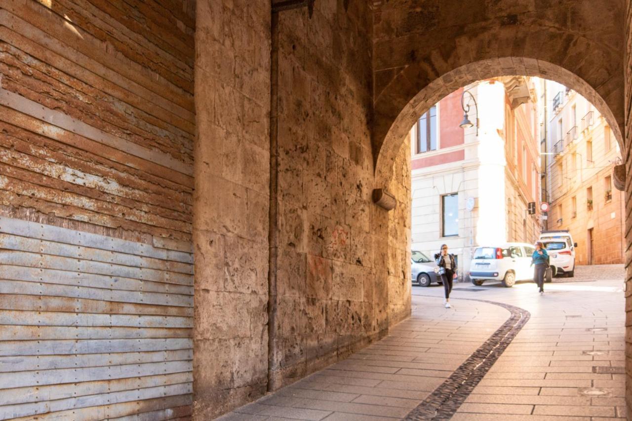 Appartamento Le Dame Di Castello Cagliari Esterno foto
